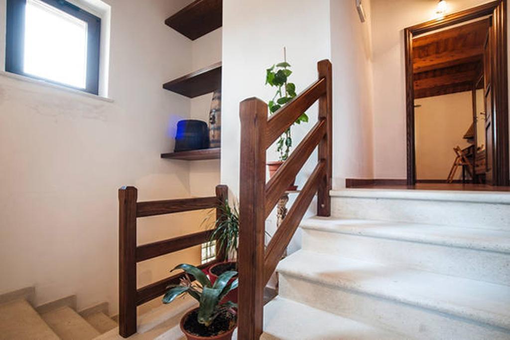 Agriturismo Miracco Atanasio Franco "Il Maniero" Santa Sofia d'Epiro Exterior foto